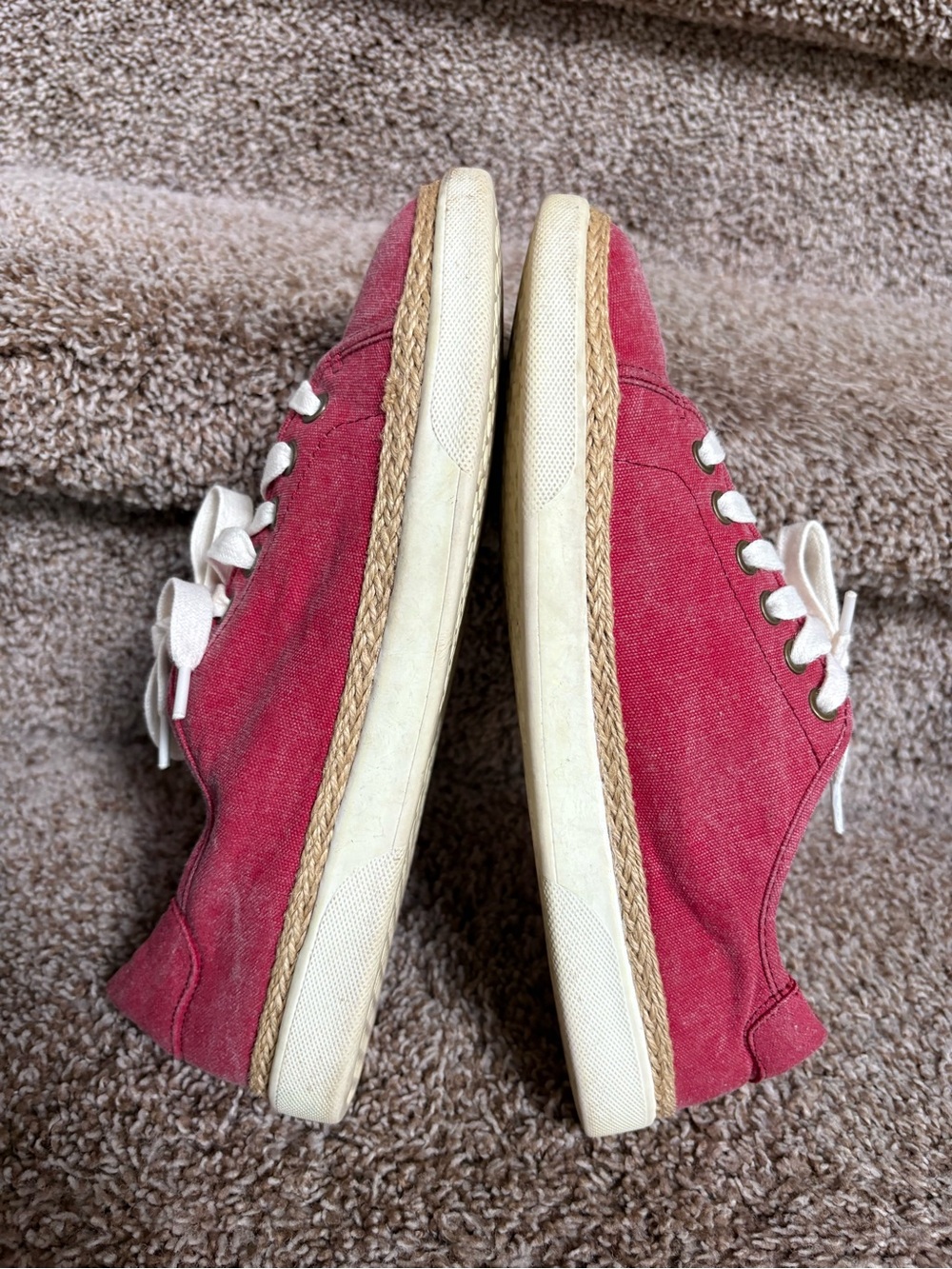 Vionic Women's Red Jean Fabric Sneaker Shoes. - Picture 6 of 14